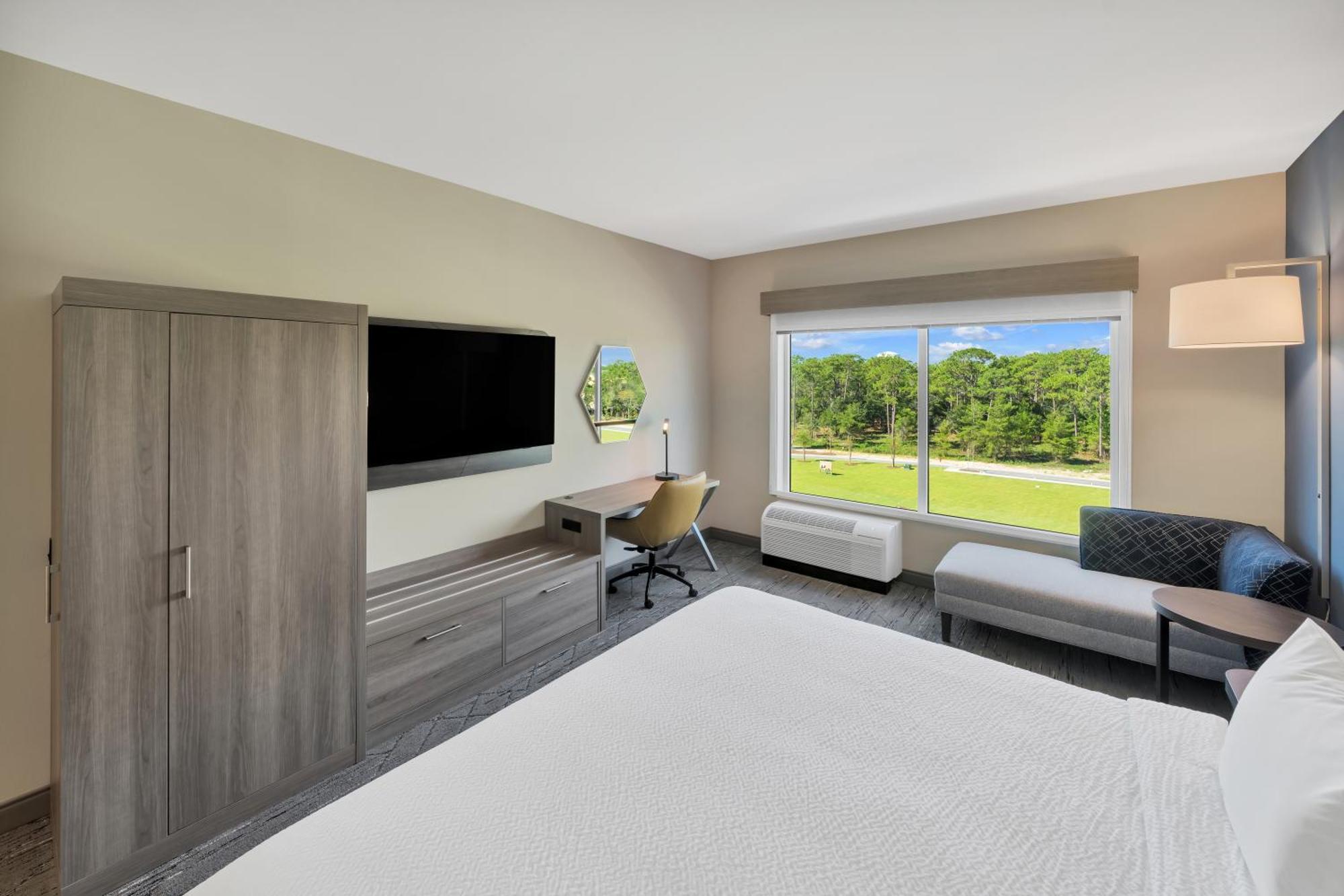 Holiday Inn Express & Suites Fort Walton Beach - Eglin Area By Ihg Екстериор снимка